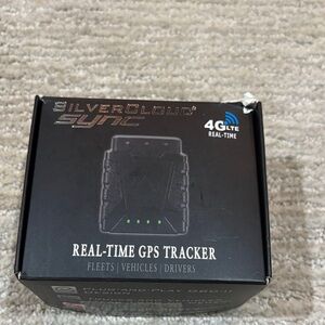 SilverCloud Sync Real-Time GPS Tracker